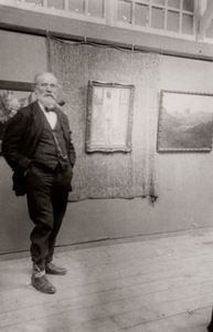 29091 Kunstschilder Gerard Jacobs (1865-1957), geb. te Antwerpen. In 1920 mede-oprichter en bestuurslid van Kunstkring ...
