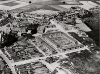 29192 Luchtfoto van een gedeelte van Oost-Souburg. Rechts van het midden de nieuwe huizen van plan Nagelenburg. Het ...