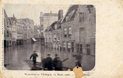 29325 'Watervloed te Vlissingen, 12 Maart 1906. - Kleine  Markt'