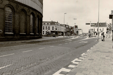 30762 Herinrichting van het Betje Wolffplein. De rotonde is weg en er zijn verkeerslichten geplaatst