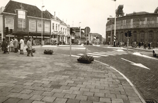 30763 Herinrichting van het Betje Wolffplein. De rotonde is weg en er zijn verkeerslichten geplaatst