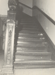 31958 De trap van het politiebureau in de Breestraat in Vlissingen, gebouwd in 1910