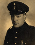 32676 Tweede Wereldoorlog. Nikolaas Willem Zandee, ondercommandant bij de brandweer, overleden op 39-jarige leeftijd ...