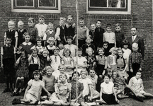 33222 Klas van de openbare school aan de Hendrikstraat, de Zandjesschool 