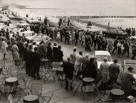 33601 Reunie van ca. 400 oud-leerlingen van de Rijks Hogere Burgerschool (RHBS). De school bestaat 60 jaar