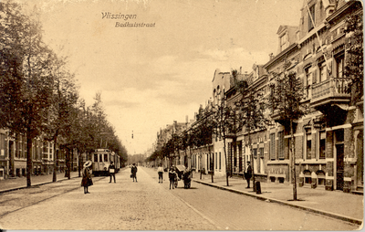 34875 Vlissingen Badhuisstraat De Badhuisstraat met tram ongeveer gezien vanaf de kruising Glacisstraat. In 1907 zijn ...