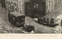 35065 De wagen van V.G. & L. tijdens de overstrooming te Vlissingen op 12 Maart 1906 Walstraat, hoek Groenewoud.