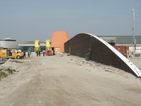 36374 Bouw van het nieuwe stadsgewestelijke zwembad op Vrijburg.Eerste paal geslagen in aug. 2001, hoogste punt bereikt ...