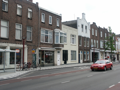 36469 De oostzijde van de Scheldestraat vanaf de hoek Verkuijl Quakkelaarstraat. Links Uslu Cleaning VOF (Scheldestraat ...