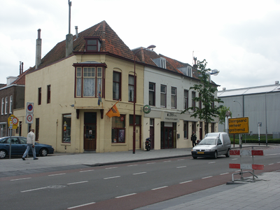 36472 De oostzijde van de Scheldestraat vanaf de hoek Glacisstraat tot aan de Smederijbaan. Llinks Cafetaria Big Mama ...