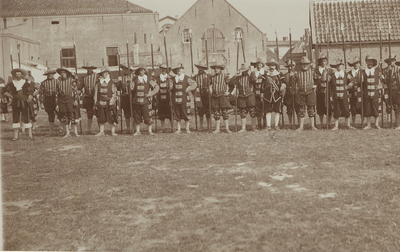 37370 Koninginnedag op 31 aug. 1911 te Vlissingen staat in het teken van een episode uit de 80-jarige oorlog. Het ...