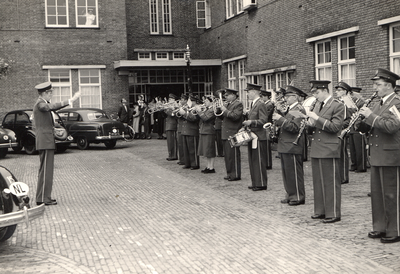 37418 Het 25-jarig bestaan van ziekenhuis Bethesda aan de Koudekerkseweg.Muzikale hulde door muziekkorps St. Caecilia.