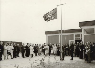 37521 Officiële opening van het nieuwe zeemanshuis annex kapel Mission to Seamen op het terrein van de reparatiewerf ...