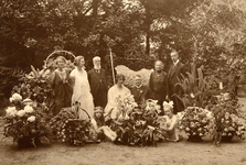 37539 Huwelijksfoto van Carel Albert van Woelderen, geb. 12 juli 1877 te Vlissingen, burgemeester van Vlissingen en ...