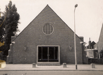 38739 De Rooms-Katholieke Sint Martinuskerk aan de Kerklaan te West-Souburg