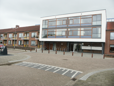 38930 De Gouwe Tuyn, woonzorgcentrum voor ouderen in de Gouwestraat te Oost-Souburg