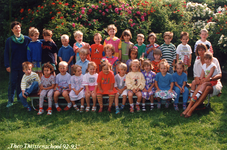 39612 Openbare Theo Thijssenschool, schooljaar 1992-1993. Bovenste rij van l. naar r.: juf Monique Zock, Jasper ...