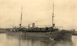 40206 Aankomst van het depotschip voor de onderzeedienst in Nederlands-Indië Hr. Ms. 'Pelikaan' in Vlissingen voor ...