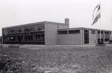 40330 Clubhuis van de voetbalclub Vlissingen (VCV) bij de sportvelden aan de Irislaan.Gebouwd in 1968, geopend in nov. 1968.