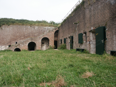 40836 Fort Rammekens dateert uit 1547 en werd ontworpen door de Italiaanse vestingbouwer Donato de Boni Pellezuoli. Het ...