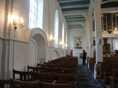 40873 Interieur van de Nederlands Hervormde Kerk op het Oranjeplein in Oost-Souburg