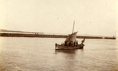 41051 Zeilsloep van het loodswezen te Vlissingen.