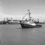 42033 De Buitenhaven van Vlissingen met de nieuwe sleepboot Sophia van de Steenkolen Handelsvereniging (SHV).