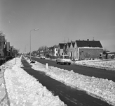 42467 De Gerbrandystraat in de sneeuw, gezien (ongeveer) vanaf het punt Grenswegeling