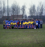 42976 Groepsfoto voetballers en bestuur van voetbalvereniging Ritthem.Voetbalvereniging Ritthem is opgericht in april 1979.