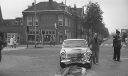 43317 Auto-ongeluk op de kruising Paul Krugerstraat, Scheldestraat.