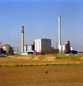 43806 De Provinciale Zeeuwsche Electriciteits-Maatschappij (PZEM) electriciteitscentrale in Vlissingen-Oost, het Sloegebied