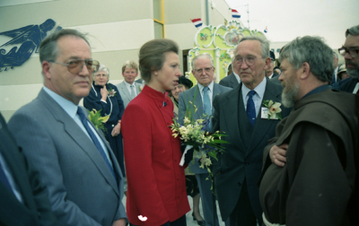 43982 Opening van het nieuwe zeemanshuis van de Anglicaanse organisatie Mission to Seamen in Vlissingen-oost. Het ...