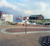 44128 Verbouwing van het Arsenaal aan de Engelse- of Vissershaven gezien vanaf het De Ruyterplein.Het Arsenaal wordt ...