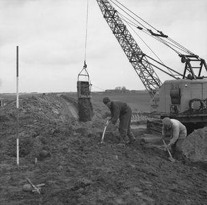 44279 Aanleg van industrie- annex bedrijventerrein Vlissingen-oost in het Sloegebied. Vanaf 1961 wordt de hoofdvaargeul ...