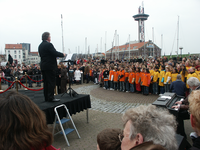 44415 Herdenking van het 400ste geboortejaar van Michiel de Ruyter te Vlissingen. Koningin Beatrix opent op 23 maart ...