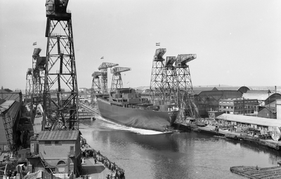 44514 Kon. Mij. De Schelde, tewaterlating van het vrachtschip Argo Delos op 3 mei 1958. Bouwnummer 294, lengte 157,10, ...