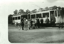 45233 Electrische tram Vlissingen - Middelburg, waarschijnlijk de tramhalte West-Souburg.