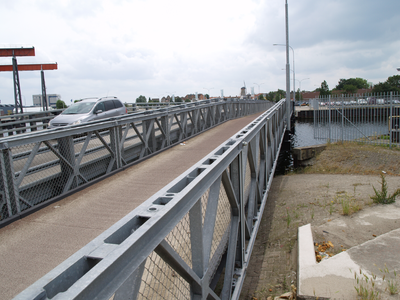 45347 De brug over de Dokhaven, aangelegd in 2005