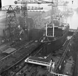46074 Kon. Mij. De Schelde, tewaterlating op 21 januari 1967 van het visverwerkend koelschip Zodiak, bouwnummer 332. ...
