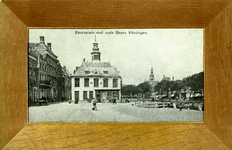 46810 'Beursplein met oude Beurs Vlissingen'. Rechts op de achtergrond ziet men de Koopmanshaven, Beursbrug en Bellamykade