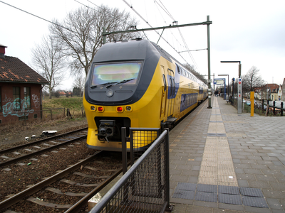 46888 Oost-Souburg, het treinstation Vlissingen-Souburg, officieel geopend op 31 mei 1986. Het station na ...