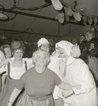 46997 Carnavalsviering in het clubhuis van voetbalvereniging VC Vlissingen aan de Irislaan