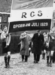 48144 Optocht Voetbalclub RCS, opgericht 26 juli 1929