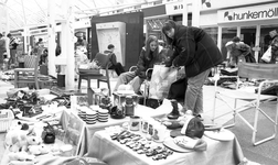 48167 Vrijmarkt op Koninginnedag 30 april 1995, in de Lange Zelke