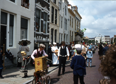 48896 Feest bij het loodswezen op vrijdag 10 aug. 1984, t.g.v. het 100-jarig bestaan van de Vereniging Nederlandse ...