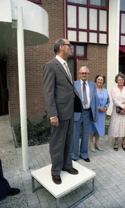49380 Officiële opening van het nieuwe kantoor van woningbouwvereniging Basco aan de Hermesweg in Vlissingen op 15 mei 1981