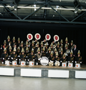 49387 Groepsfoto van de Deltaband. De Deltaband is in 1967 ontstaan uit de drumband van de Koninklijke harmonie Ons ...