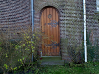 49570 De Rooms-katholieke kerk aan de Dokter Friesenstraat / Singel.De kerk is gebouwd in 1911 en op 24 dec. van dat ...