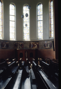 51664 Interieur van de Rooms-katholieke kerk aan de Dokter Friesenstraat / Singel.De kerk is gebouwd in 1911 en op 24 ...