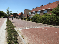 51987 De Kerklaan in West-Souburg gezien in de richting van het Marnixplein